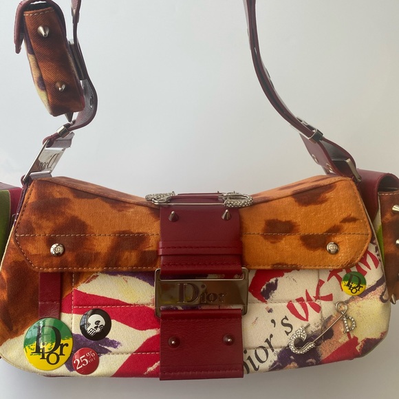 Limited Edition Dior Victim Columbus Bag - Picture 3 of 16